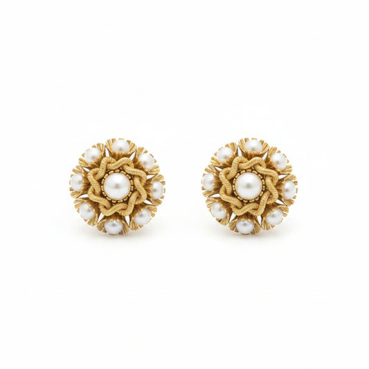 Orecchino vintage con piccole perle