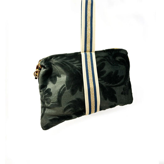 Layoyo Velvet green damask