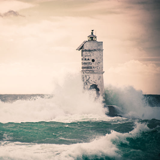 Mangiabarche Lighthouse 1