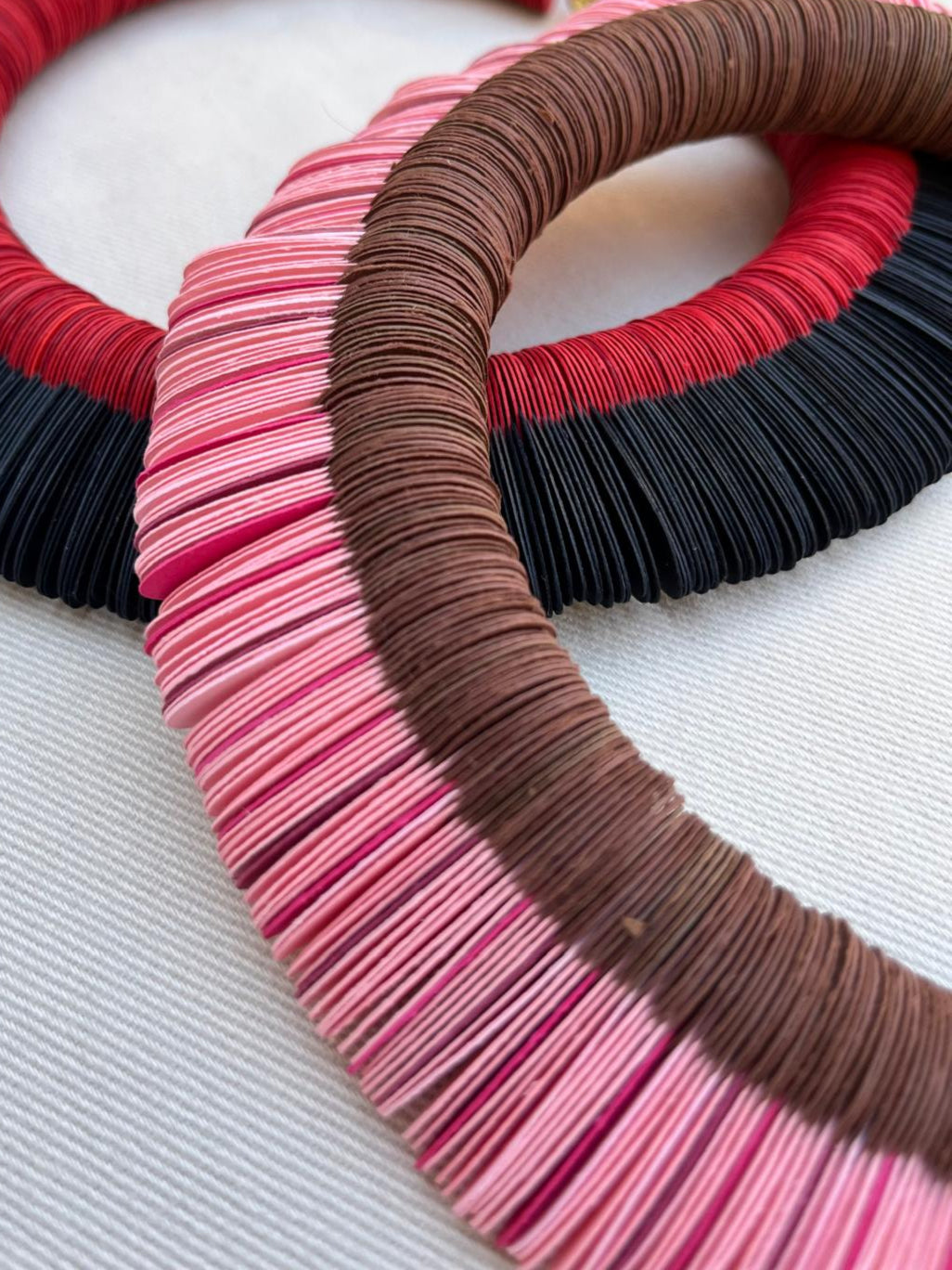 Collana girocollo Rosa e Marrone
