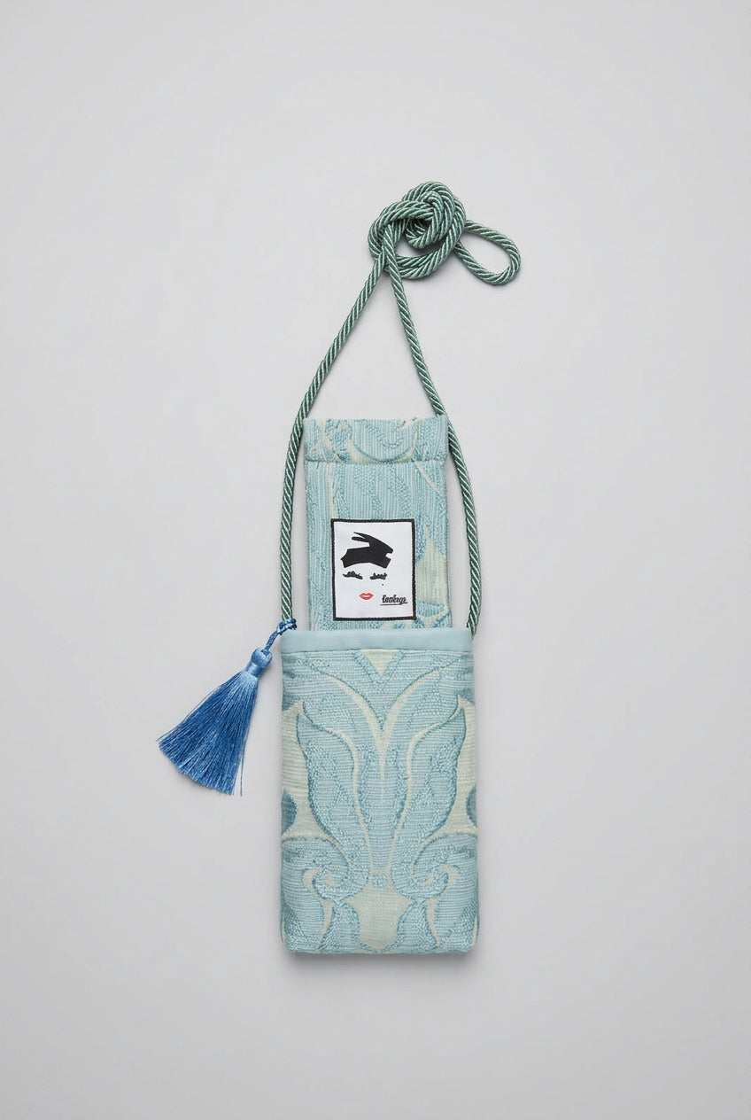 Porta cellulare azzurro damascato