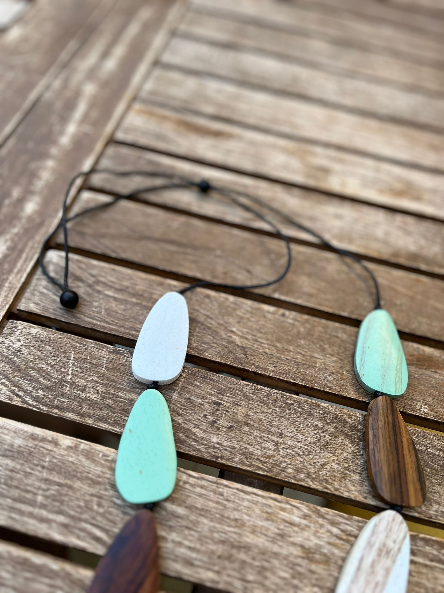 Collana Legno