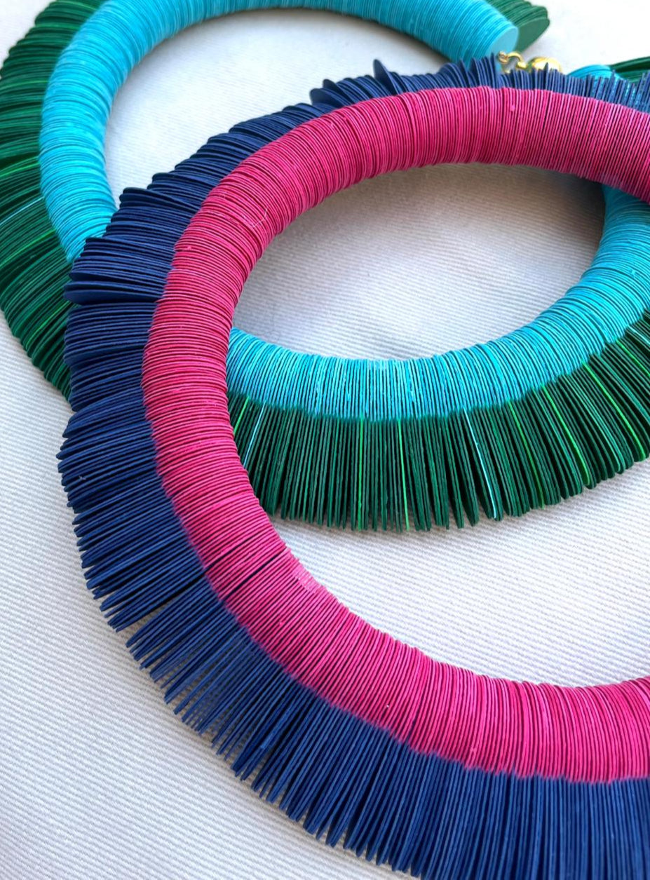 Collana girocollo Fucxia e Blu