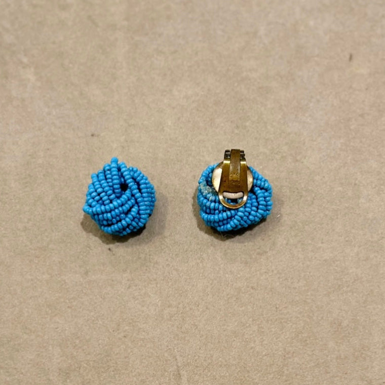 Orecchino vintage azzurro