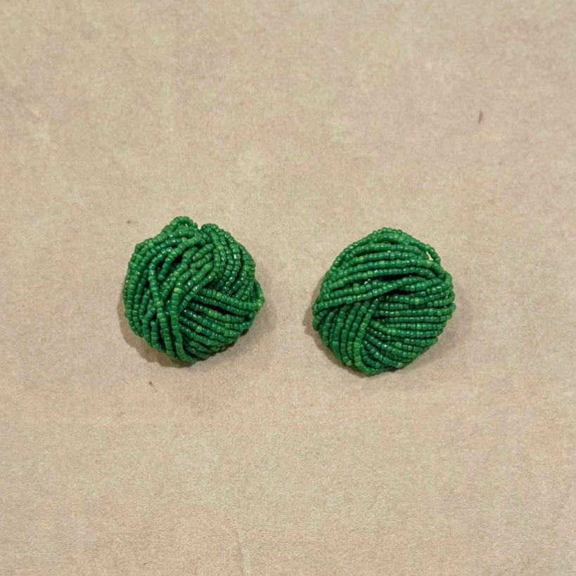 Orecchino vintage verde
