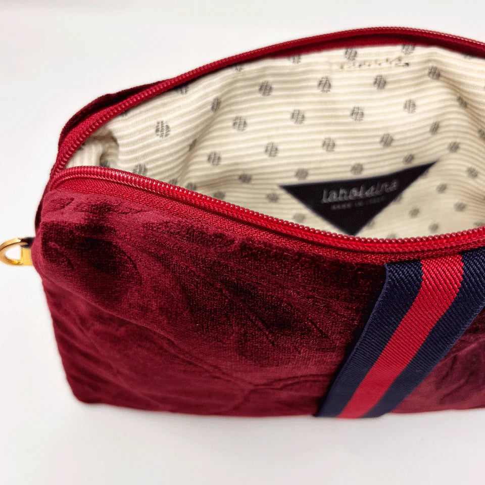Layoyo Bordeaux damask