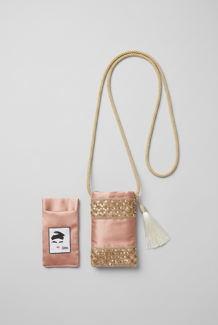 Porta cellulare rosa ricamato