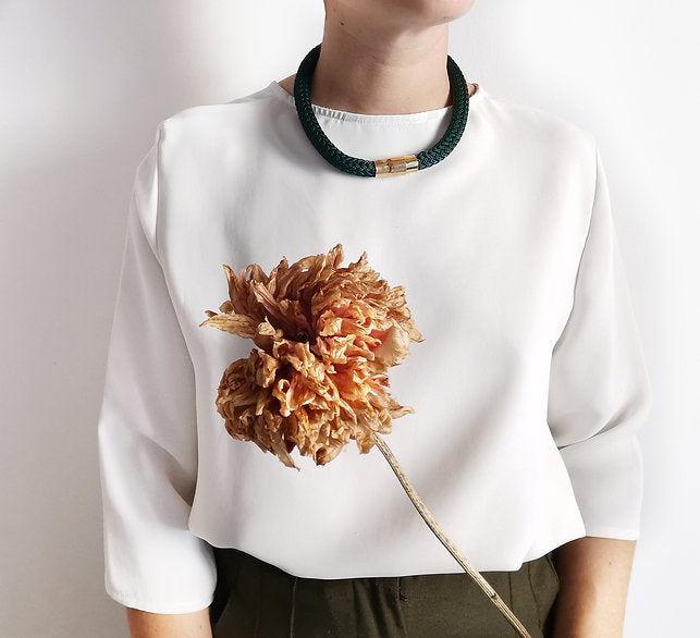 Collana Connection